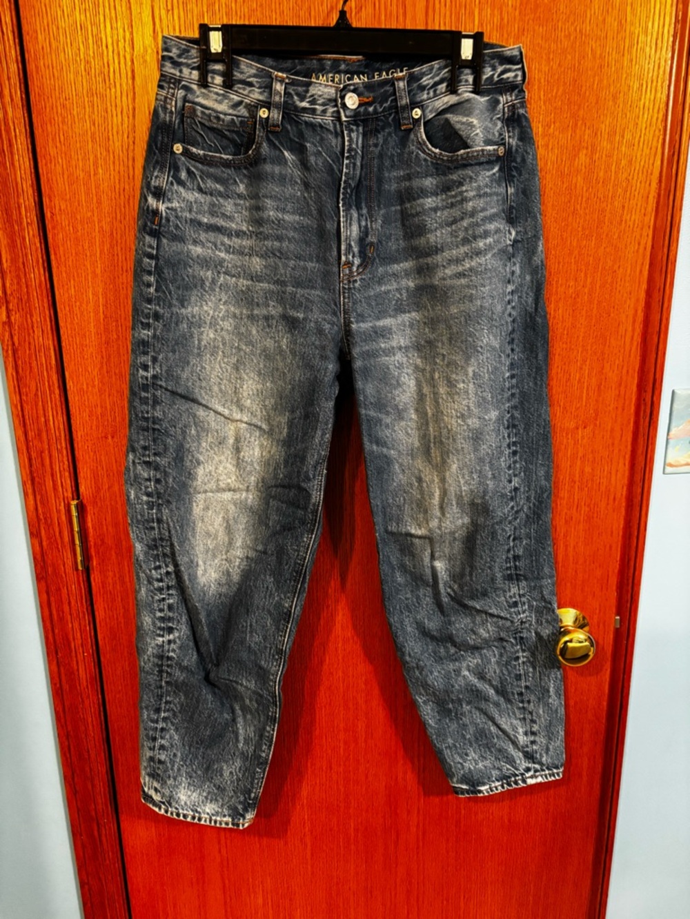 American Eagle Outfitters Relaxed Mom Jeans - Picture 2 of 5
